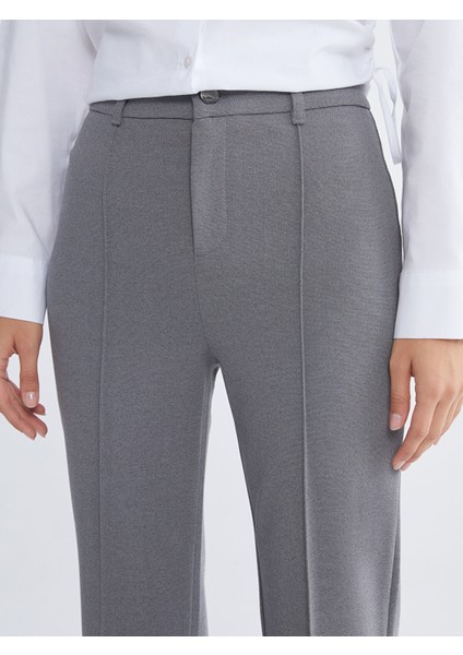 Yeni Sezon Dar Fit Ispanyol Paça Kadın Pantolon modelleri