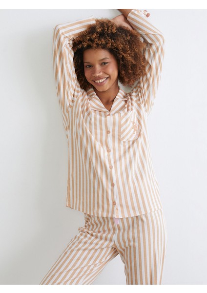 Yeni Sezon Gömlek Yaka Çizgili Kadın Pijama Takımı