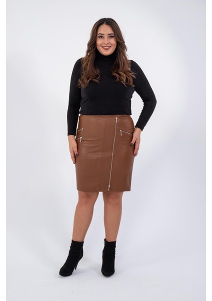 Kadın Büyük Beden Cepli Detaylı Fermuarlı Suni Deri Taba Etek fiyatları