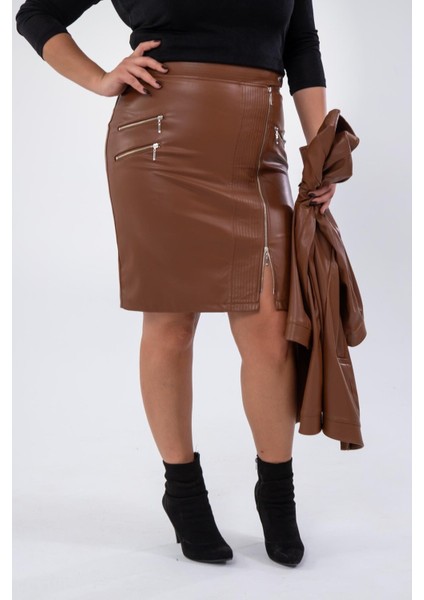 Kadın Büyük Beden Cepli Detaylı Fermuarlı Suni Deri Taba Etek fırsatları