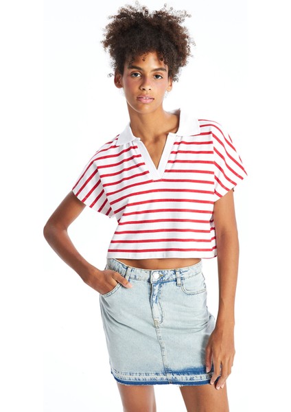 Yeni Sezon Polo Yaka Çizgili Kısa Kollu Oversize Kadın Crop fiyatları