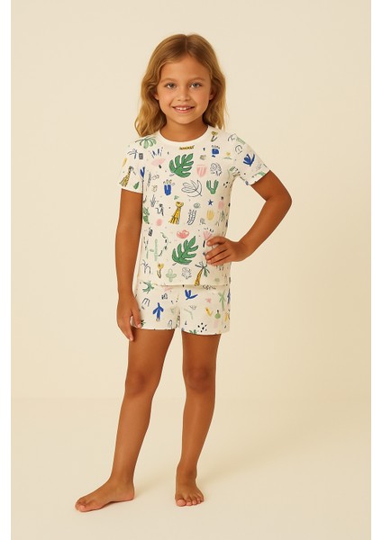 Kız Çocuk Safari Desenli Şortlu Pijama Takımı Ekru fırsatları