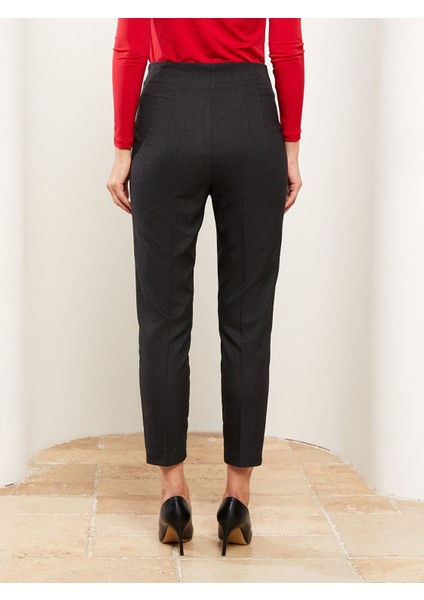 Yeni Sezon Kadın Yüksek Bel Standart Fit Düz Pantolon fırsatları