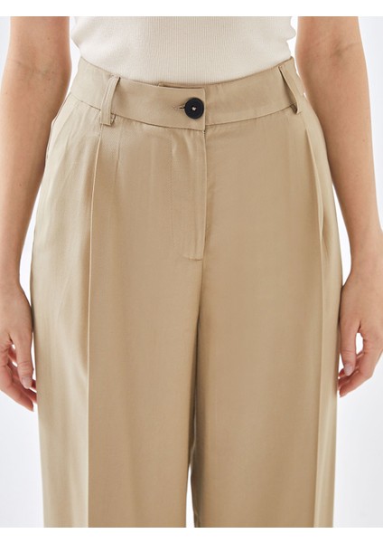 Yeni Sezon Loose Fit Geniş Paça Kadın Pantolon modelleri