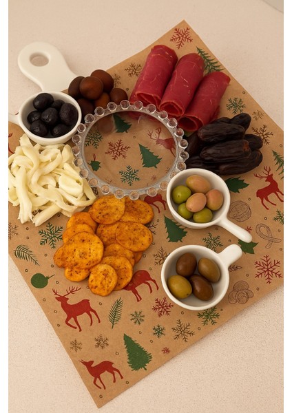 40 Adet Renkli Yılbaşı Sofrası Sunum Aksesuar Kağıdı Tabak Altı Servis Kağıdı (Fırında Kullanılmaz) fırsatları