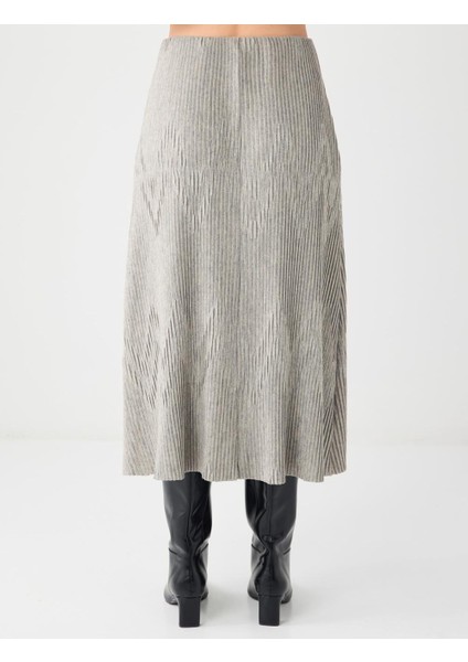 Bej Normal Bel Piliseli Yumuşak Dokulu Örme Midi Etek indirimleri