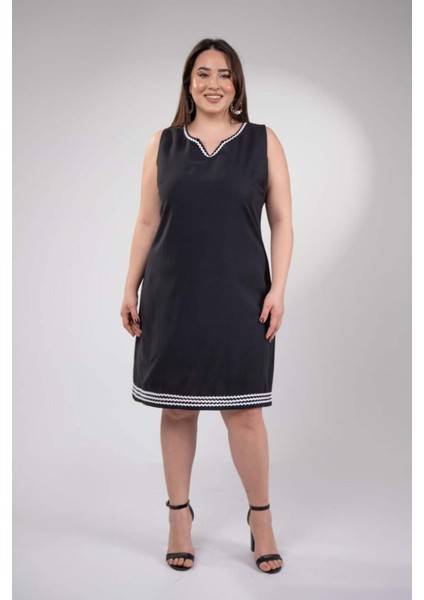 Kadın Büyük Beden V Yaka Kolsuz Siyah Elbise