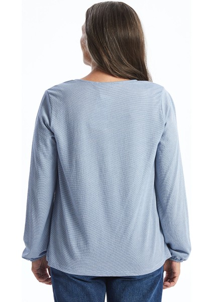 Yeni Sezon Bağlamalı Yaka Çiçekli Kadın Bluz fırsatları