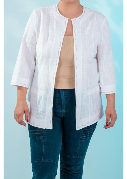 Kadın Büyük Beden Nakışlı Beyaz Ceket