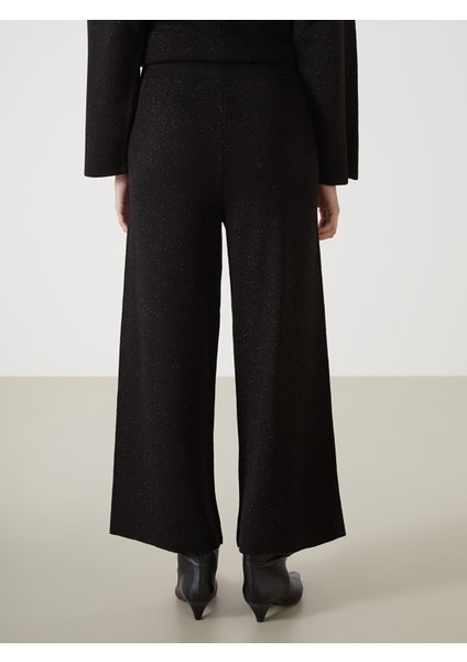 Yeni Sezon Beli Lastikli Parlak Görünümlü Kadın Triko Pantolon fırsatları