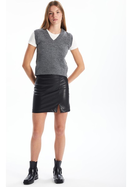 Yeni Sezon Beli Fermuarlı Deri Görünümlü Kadın Etek