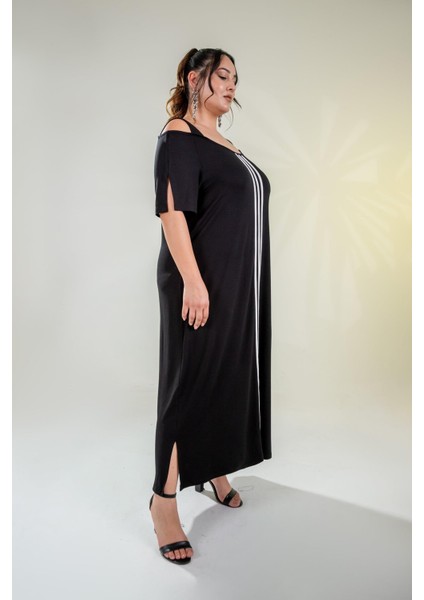 Kadın Büyük Beden Önü Biyeli Siyah Elbise