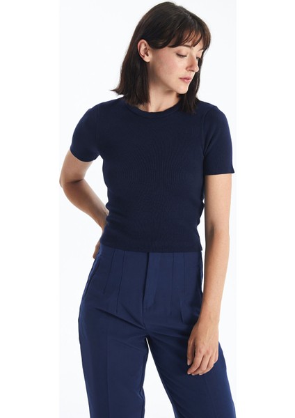 Yeni Sezon Bisiklet Yaka Düz Kısa Kollu Kadın Triko Kazak