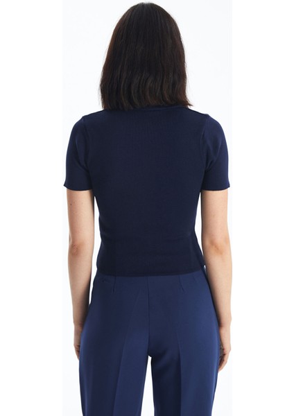 Yeni Sezon Bisiklet Yaka Düz Kısa Kollu Kadın Triko Kazak fırsatları