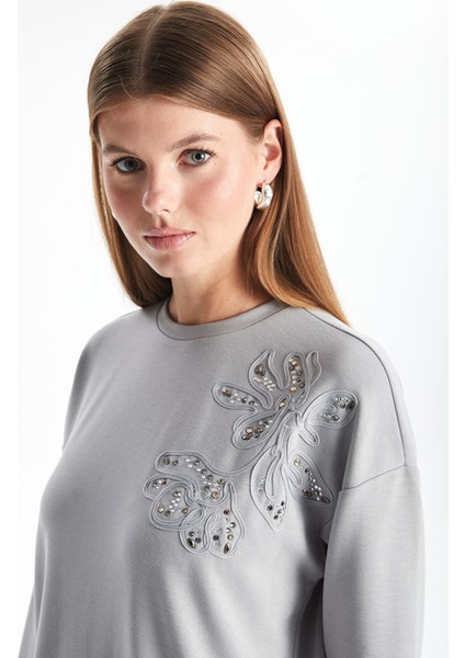 Yeni Sezon Bisiklet Yaka Nakışlı Oversize Kadın Tunik