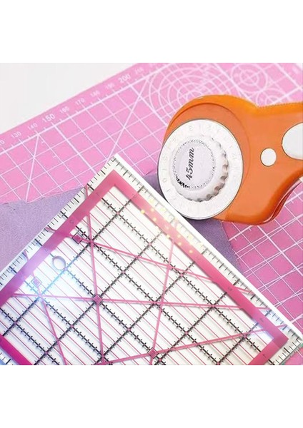 4pcs Kapitone Cetvel Kare Akrilik Kapitone Cetvel Kumaş Kesme Cetveli Açık Mark Akrilik Cetvel ve Ütü Cetveli B (Yurt Dışından) modelleri