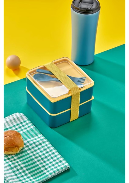 Store Pratik ve Şık Beslenme Kutusu 2 Katlı Bölmeli, Kaşıklı ve Çatal Setli, Taşınabilir Gıda Saklama Kabı