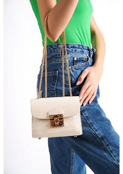 1130-KR Kutu Form Zincir Askılı Krokodil Desen Askılı Omuz, El ve Kol Çantası indirimleri