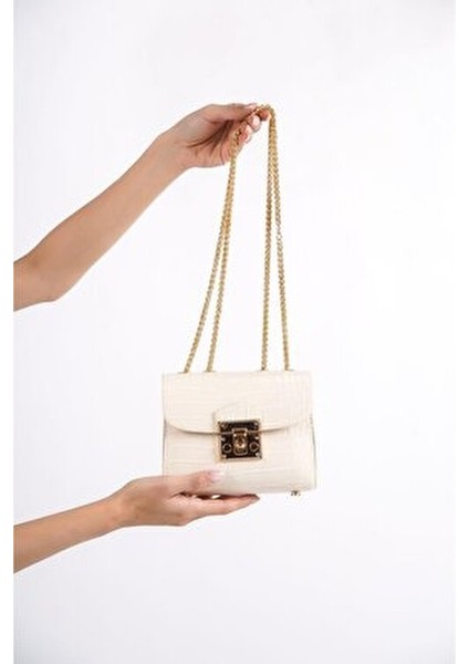 1130-KR Kutu Form Zincir Askılı Krokodil Desen Askılı Omuz, El ve Kol Çantası