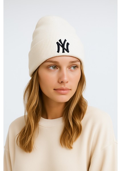 Ny New York Nakışlı Yumuşak Dokulu Unisex Kışlık Şapka Akrilik Beyaz Renk Triko Bere