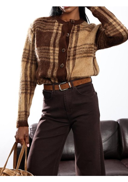 Kadın Bisiklet Yaka Düğmeli Şardonlu Kareli Desenli Yünlü Hırka indirimleri