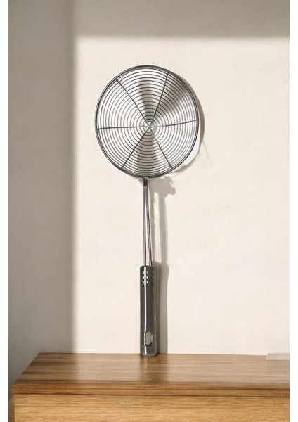 ve Kararmaz Çelik Kevgir-35 cm Çapı 14 cm