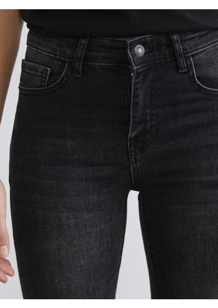 Yeni Sezon Flare Kadın Jean Pantolon modelleri