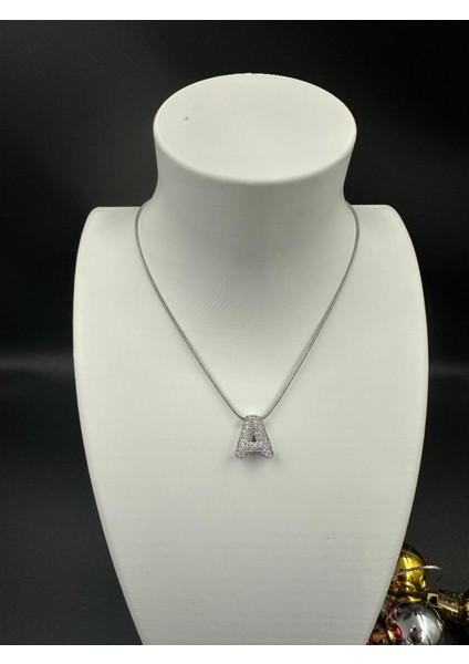 Gümüş Renk Taşlı A Harfi Kolye