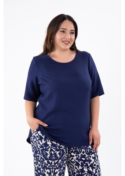 Kadın 333931 Keten Yanı Yırtmaçlı Bluz Lacivert