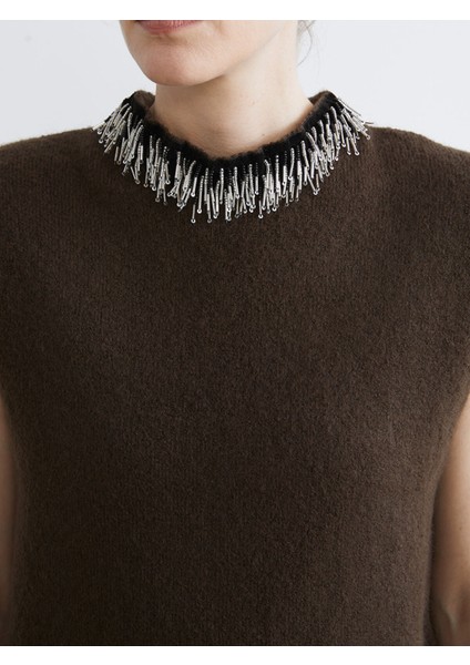 Yeni Sezon Dik Yaka Boncuk Işlemeli Kadın Triko Süveter modelleri