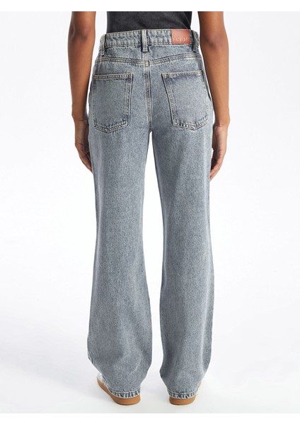 Yeni Sezon Straight Fit Kadın Jean Pantolon fırsatları