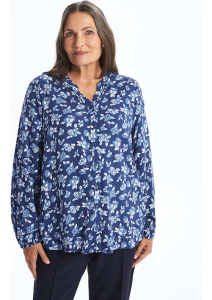 Yeni Sezon Kaçık Yaka Desenli Kadın Gömlek