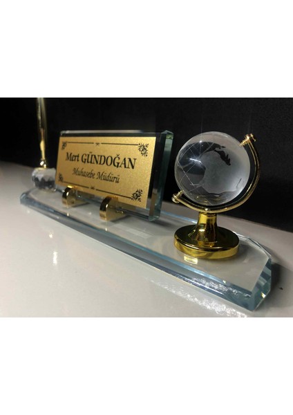 Masa Üstü Cam İsimlik Kalem ve Dünya Aksesuarlı Şeffaf Hediye Seti modelleri