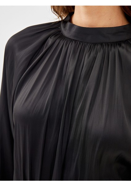 Yeni Sezon Dik Yaka Oversize Saten Kadın Bluz modelleri