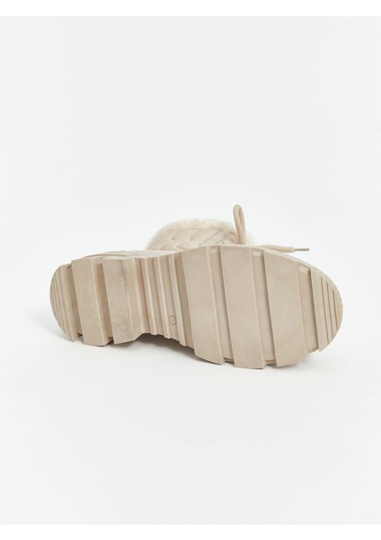 Yeni Sezon Bağcık ve Fermuarlı Kadın Kar Botu fırsatları