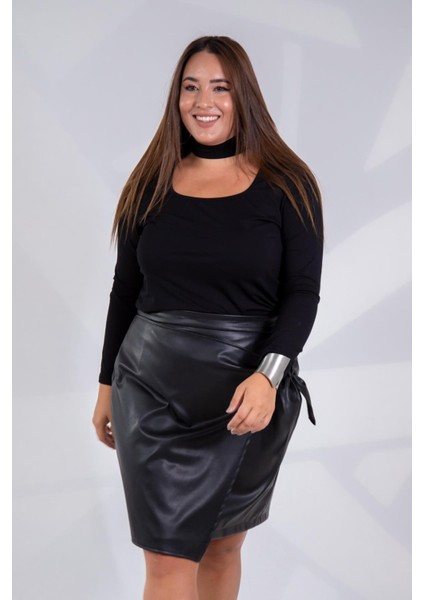 Kadın Büyük Beden Yandan Bağlamalı Suni Deri Siyah Etek