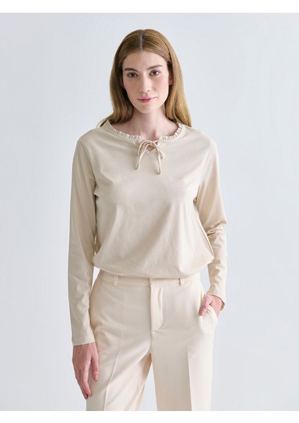 Yeni Sezon Fırfırlı Bağlamalı Yaka Bluz
