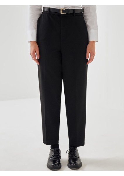 Yeni Sezon Beli Kemerli Loose Fit Kadın Pantolon fiyatları