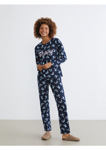 Yeni Sezon Bisiklet Yaka Stitch Baskılı Kadın Pijama Takımı fiyatları