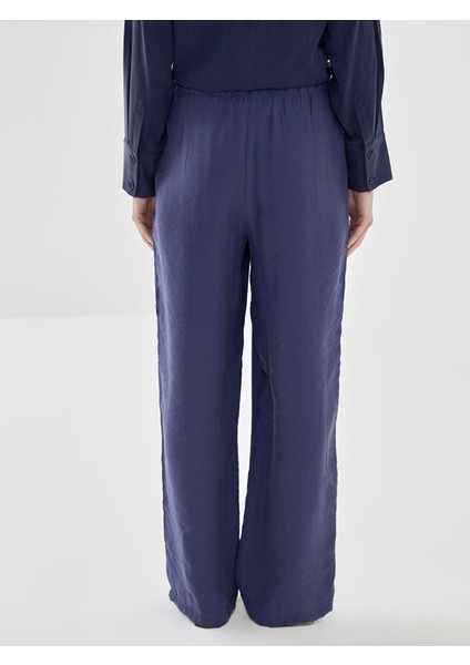 Yeni Sezon Kadın Beli Lastikli Düz Pantolon fırsatları