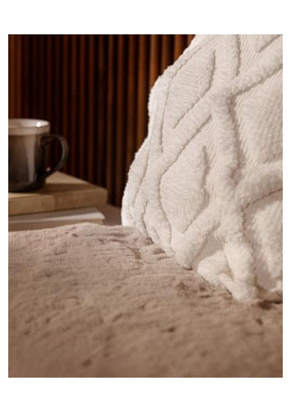 Coco Roussillon Kırlent Kılıfı - Beyaz - 45X45 cm modelleri