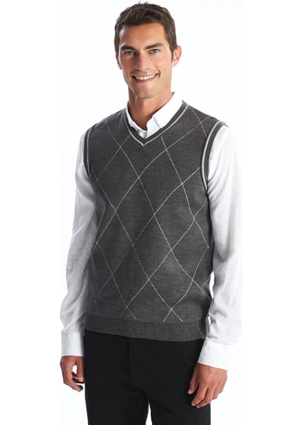 Yeni Sezon Standart Kalıp V Yaka Erkek Triko Süveter