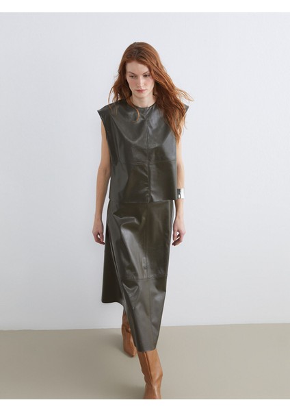 Yeni Sezon Bisiklet Yaka Deri Görünümlü Bluz