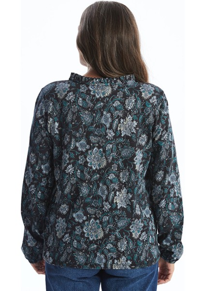 Yeni Sezon Bağlamalı Yaka Desenli Kadın Bluz fırsatları