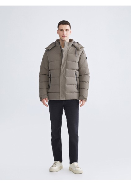 Yeni Sezon Standart Kalıp Kapüşonlu Erkek Şişme Mont fiyatları