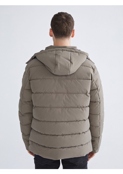 Yeni Sezon Standart Kalıp Kapüşonlu Erkek Şişme Mont indirimleri