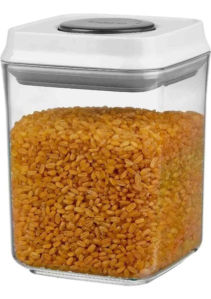 Basmalı Kare Erzak Saklama Kabı (0,90 Lt.) ÖLÇÜLER:106X106X145MM