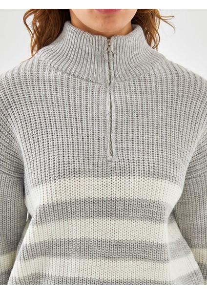 Yeni Sezon Dik Yaka Çizgili Kadın Triko Kazak modelleri