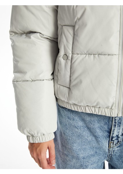 Yeni Sezon Dik Yaka Oversize Kadın Şişme Mont modelleri