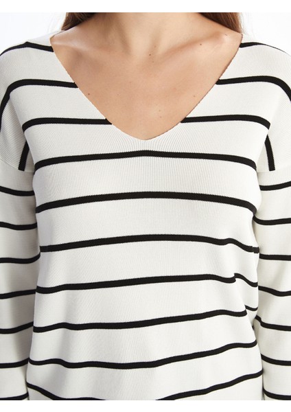 Yeni Sezon V Yaka Çizgili Uzun Kollu Kadın Triko Kazak fiyatları